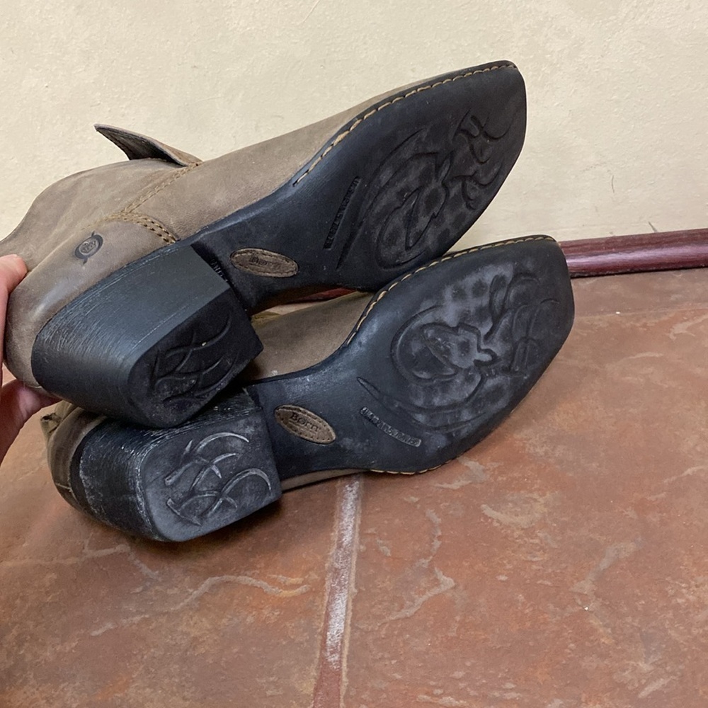 Born Rachelle Women's Brown Ankle Boots - Picture 7 of 7